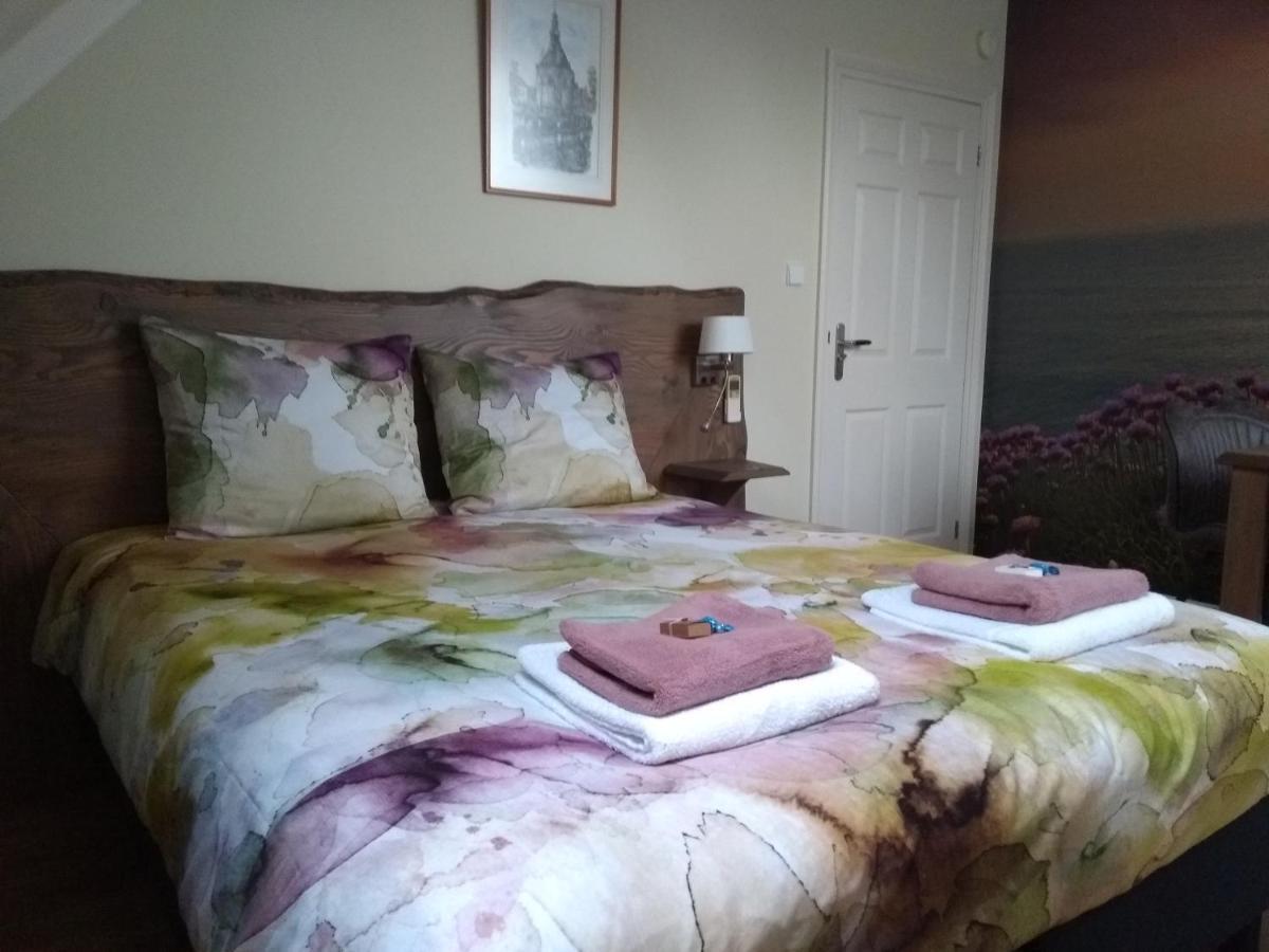 Bed & Breakfast Ons Nest Westwoud 外观 照片